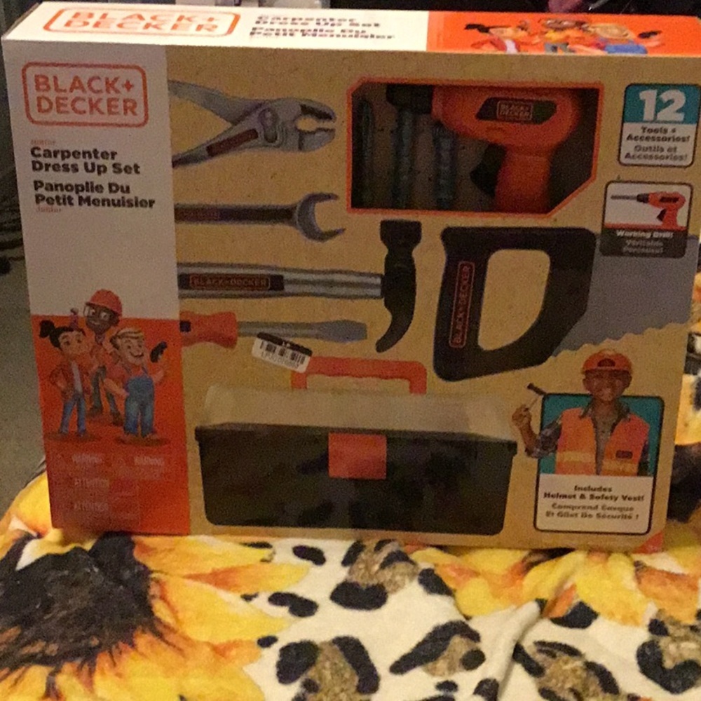 Black & Decker Kids Carpenter Dress Up Set - Orange and Black